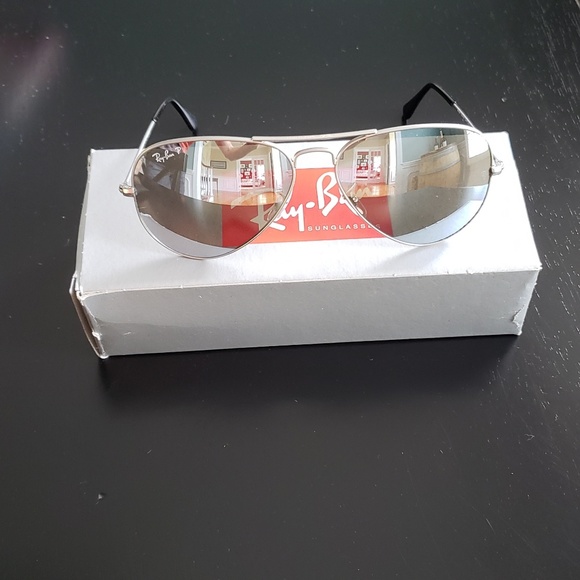 Ray Ban Aviator Sunglasses